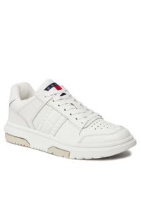 Sneakersy Tommy Jeans EN0EN02475 YBL. Kolor: biały. Materiał: skóra #1