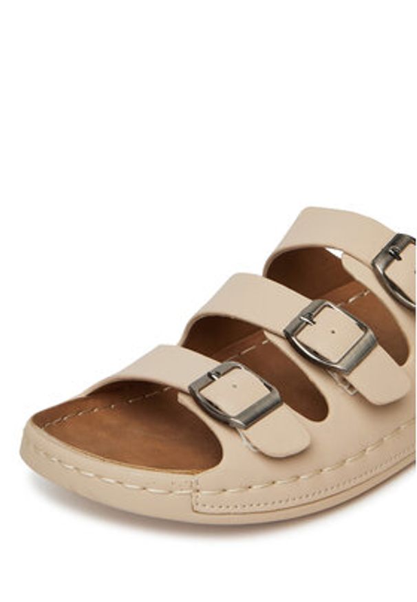 Clara Barson Klapki WFA3730-1 Beżowy. Kolor: beżowy. Materiał: syntetyk, materiał