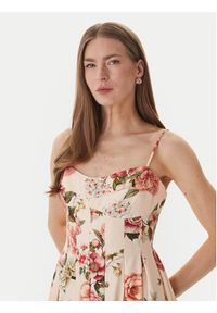 Guess Sukienka koktajlowa W6GKAF W2558 Różowy Regular Fit. Kolor: różowy. Materiał: wiskoza. Styl: wizytowy #4