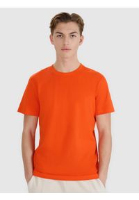 4f - 4F T-shirt regular z nadrukiem męski - pomarańczowy XL. Okazja: na co dzień. Kolor: pomarańczowy. Materiał: dzianina, bawełna, jersey. Długość rękawa: krótki rękaw. Długość: krótkie. Wzór: nadruk. Styl: klasyczny, sportowy, casual