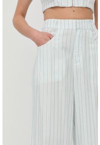 For Love & Lemons spodnie damskie szerokie high waist. Stan: podwyższony. Kolor: niebieski. Materiał: tkanina, poliester #2