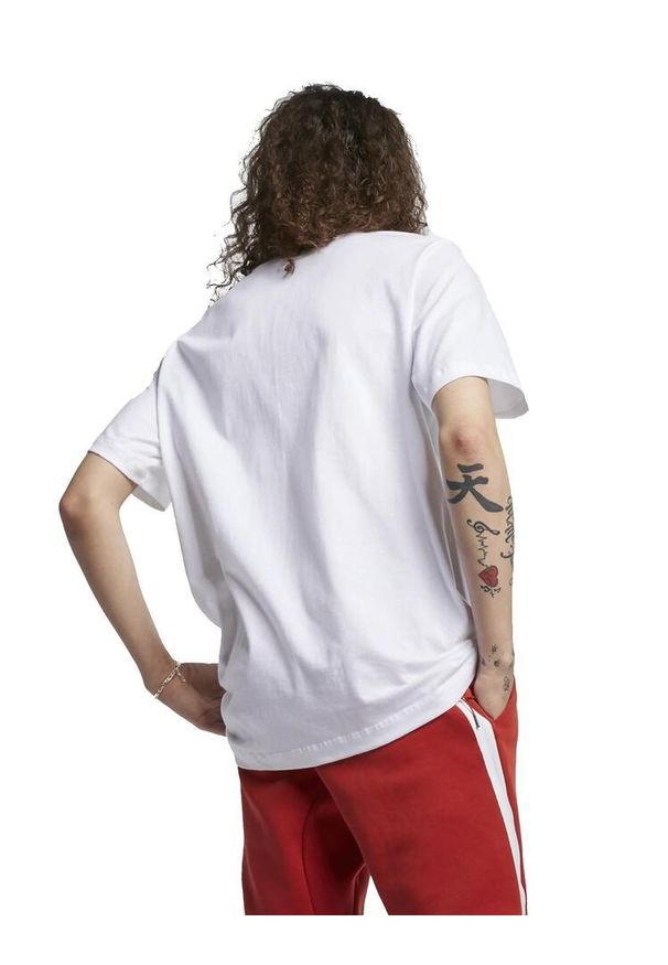 Koszulka męska Nike Sportswear Club. Kolor: biały
