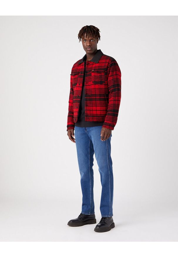 Wrangler - WRANGLER CHEST LOGO TEE MĘSKI LONGSLEEVE KOSZULKA Z DŁUGIM RĘKAWEM BLACK W7BKEE100 112321459. Długość rękawa: długi rękaw. Długość: długie