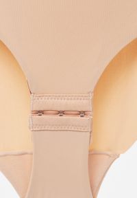 Born2be - Beżowe Bieliźniane Body z Odkrytymi Plecami i Wyciętym Dekoltem Terise. Kolor: beżowy #5