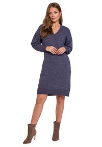 MOE - Swetrowa Sukienka z Dekoltem V - Niebieska. Kolor: niebieski. Materiał: poliamid, akryl