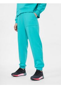 4f - Spodnie dresowe joggery z szerokimi nogawkami damskie. Kolor: turkusowy. Materiał: dresówka #2