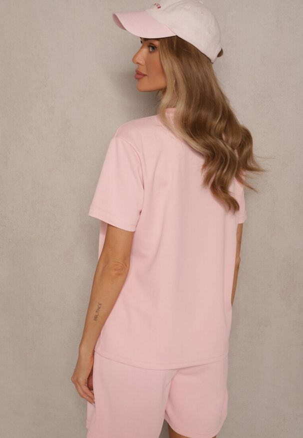 Renee - Różowy T-shirt Basic z Małym Nadrukiem Tenmira. Okazja: na co dzień. Kolor: różowy. Wzór: nadruk. Styl: casual