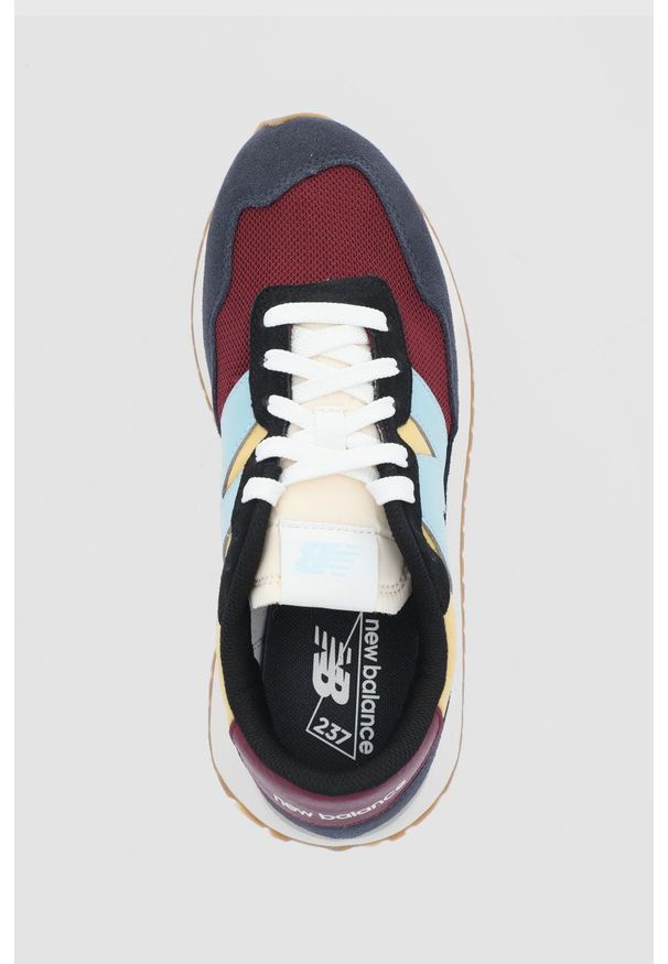 New Balance Buty. Zapięcie: sznurówki. Materiał: guma