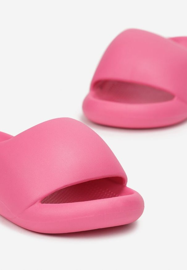 Renee - Fuksjowe Klapki Dermot. Okazja: na co dzień. Nosek buta: otwarty. Kolor: różowy. Materiał: materiał. Wzór: jednolity. Styl: casual, sportowy
