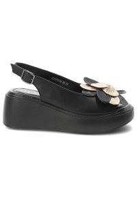 Sandały damskie Filippo, cholewka ze skóry naturalnej zapinane na sprzączkę, czarne, DS7578/26. Zapięcie: sprzączka. Kolor: czarny. Materiał: skóra #7