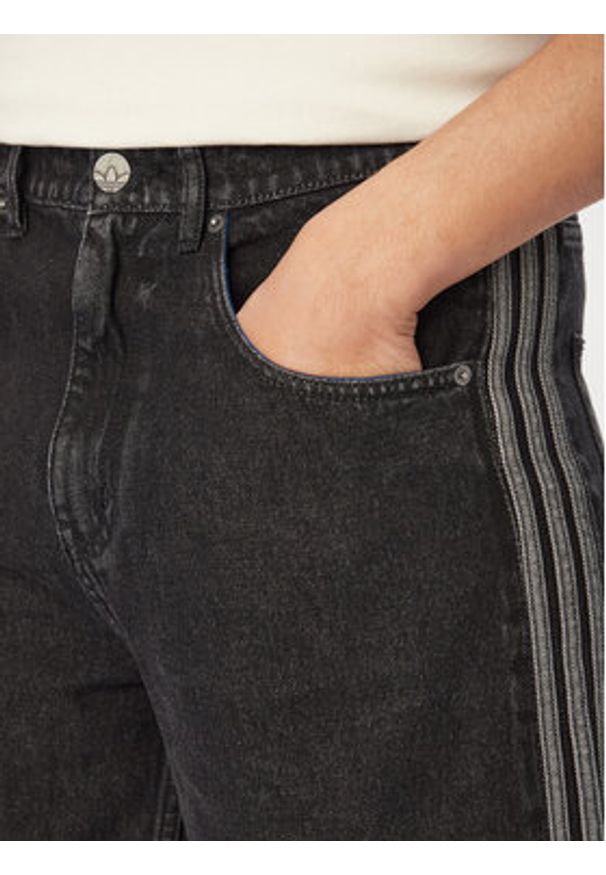 Adidas - adidas Szorty jeansowe adicolor Firebird KD1498 Czarny Loose Fit. Kolor: czarny. Materiał: bawełna