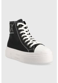 Armani Exchange trampki damskie kolor czarny XDZ026.XV695.S526. Nosek buta: okrągły. Kolor: czarny. Materiał: guma. Obcas: na platformie #5