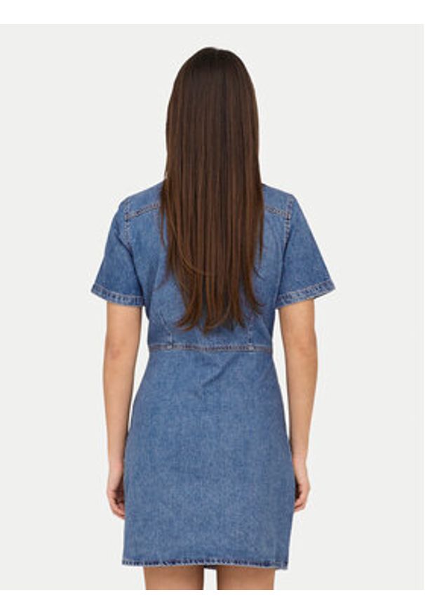 only - ONLY Sukienka jeansowa Malia 15355044 Niebieski Regular Fit. Kolor: niebieski. Materiał: bawełna