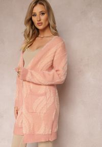 Renee - Ciemnoróżowy Luźny Kardigan Niezapinany z Dłuższym Włosiem Karsta. Kolekcja: plus size. Kolor: różowy. Materiał: dzianina. Długość: długie #3