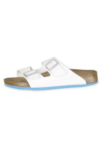 Klapki męskie Birkenstock Arizona. Zapięcie: klamry. Kolor: biały. Materiał: syntetyk, materiał. Szerokość cholewki: normalna. Sport: turystyka piesza