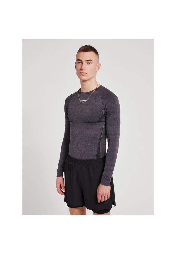 Koszulka z długim rękawem Hummel TE Mike. Kolor: szary, czarny, wielokolorowy. Materiał: materiał. Długość rękawa: długi rękaw. Długość: długie. Sport: piłka ręczna