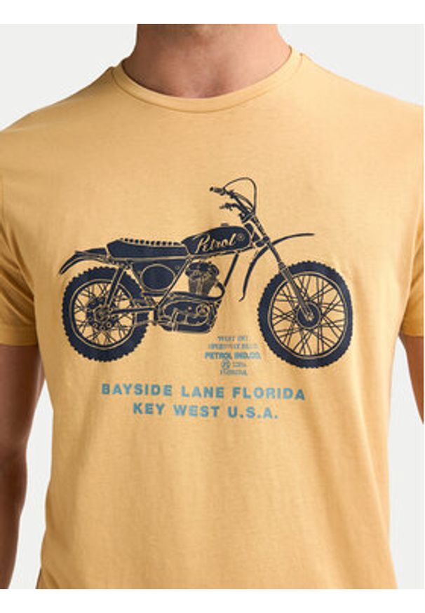 Petrol Industries T-Shirt M-1050-TSR707 Żółty Regular Fit. Kolor: żółty. Materiał: bawełna