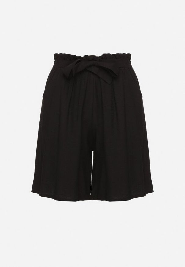 Born2be - Czarne Wiskozowe Szorty z Wysokim Stanem i Paskiem Lumovelle. Okazja: na co dzień. Stan: podwyższony. Kolor: czarny. Materiał: wiskoza. Styl: elegancki, casual