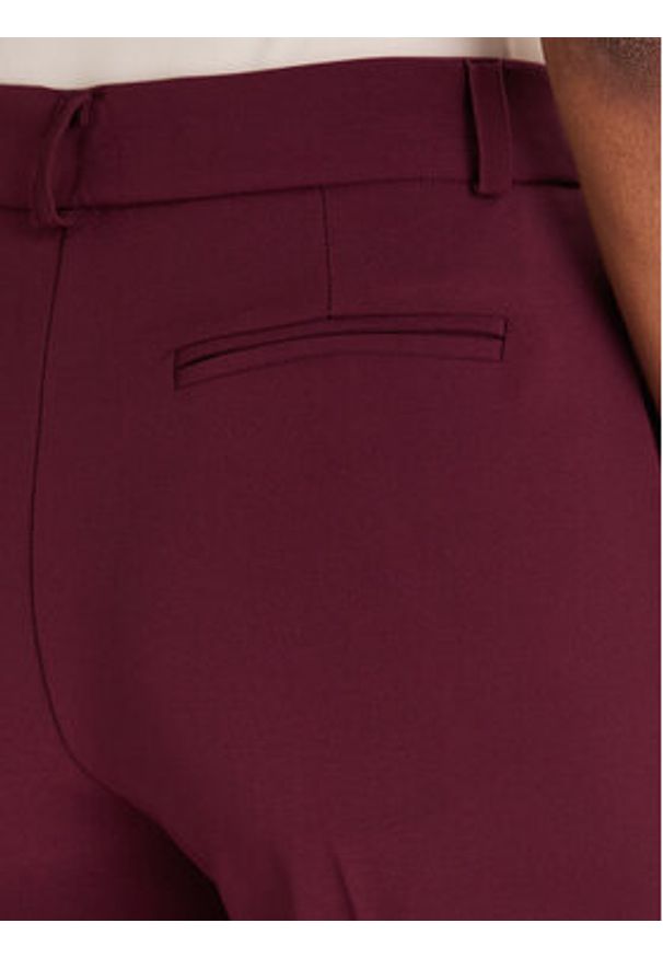 Rinascimento Chinosy CFC0126225003 Bordowy Slim Fit. Kolor: czerwony. Materiał: syntetyk