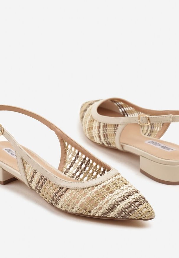 Renee - Beżowe Szydełkowe Sandały Slingback Odirissea. Zapięcie: sprzączka. Kolor: beżowy. Sezon: lato. Obcas: na szpilce. Styl: elegancki
