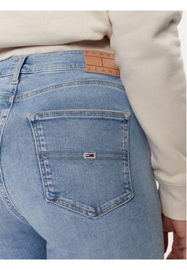 Tommy Jeans Jeansy Sylvia DW0DW19268 Niebieski Skinny Fit. Kolor: niebieski
