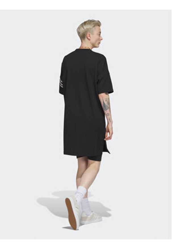 Adidas - adidas Sukienka codzienna adicolor Neuclassics IB7309 Czarny Loose Fit. Okazja: na co dzień. Kolor: czarny. Materiał: bawełna, syntetyk. Typ sukienki: proste. Styl: casual