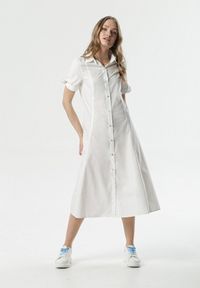 Born2be - Biała Sukienka Melanippe. Kolor: biały. Materiał: materiał. Długość rękawa: krótki rękaw. Typ sukienki: koszulowe. Styl: elegancki, klasyczny. Długość: midi