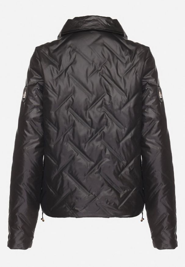 Born2be - Czarna Pikowana Kurtka z Eleganckim Kołnierzykiem i Ściągaczem Dizana. Okazja: na co dzień. Kolor: czarny. Materiał: jeans. Wzór: aplikacja. Styl: elegancki