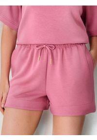 Sinsay - Szorty dresowe z wiązaniem soft touch - fioletowy. Kolor: fioletowy. Materiał: dresówka