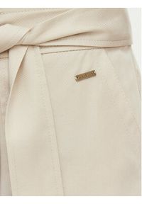 Guess Szorty materiałowe W5GD1R WG4C2 Beżowy jasny Regular Fit. Kolor: beżowy. Materiał: lyocell #5