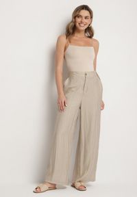 Born2be - Beżowe Szerokie Spodnie z Wysokim Stanem Natalania. Okazja: na co dzień. Stan: podwyższony. Kolor: beżowy. Materiał: len. Styl: casual, elegancki #4