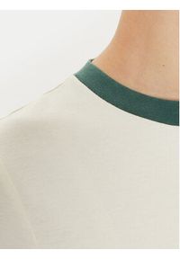 Levi's® T-Shirt Essential Sporty A8798-0014 Écru Slim Fit. Materiał: bawełna. Styl: sportowy #5