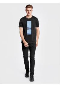 !SOLID - Solid T-Shirt 21107224 Czarny Regular Fit. Kolor: czarny. Materiał: bawełna