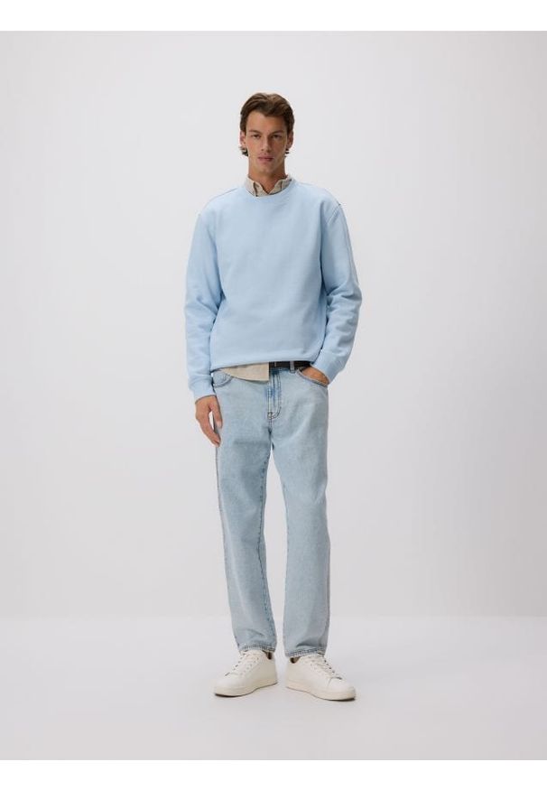 Reserved - Gładka bluza z bawełną - jasnoniebieski. Kolor: niebieski. Materiał: bawełna. Wzór: gładki