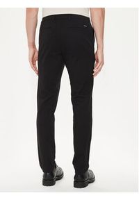 Calvin Klein Chinosy Modern Twill K10K113696 Czarny Slim Fit. Kolor: czarny. Materiał: bawełna