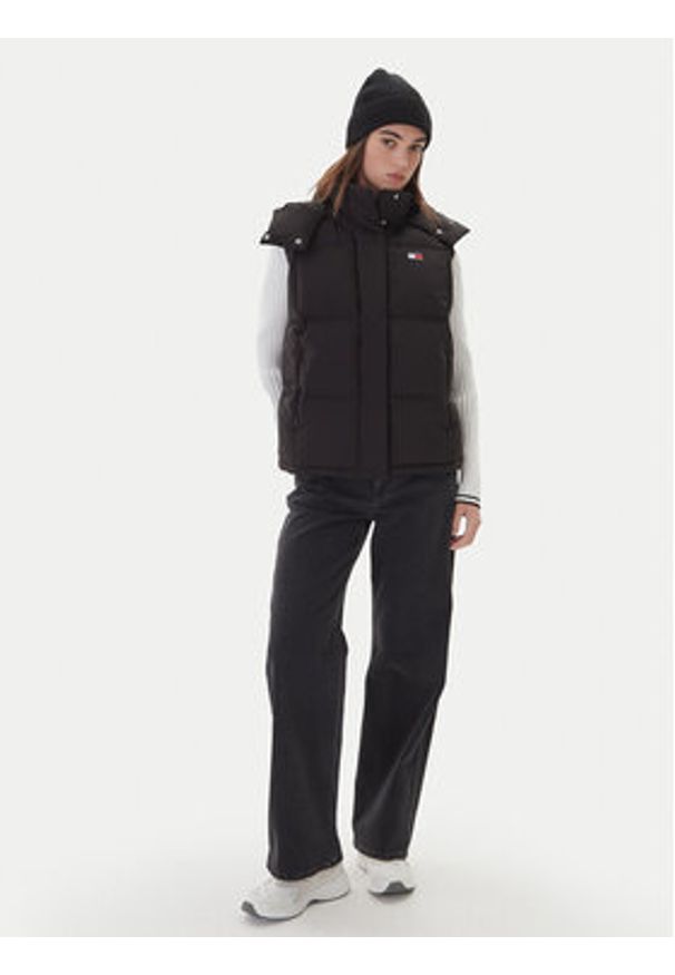 Tommy Jeans Bezrękawnik Tjw Alaska Grid Down Vest DW0DW21627 Czarny Regular Fit. Kolor: czarny. Materiał: syntetyk. Długość rękawa: bez rękawów