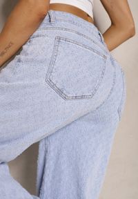 Renee - Jasnoniebieskie Jeansy z Bawełną o Szerokim Kroju High Waist Taliera. Okazja: na co dzień. Stan: podwyższony. Kolor: niebieski. Styl: elegancki, casual #4