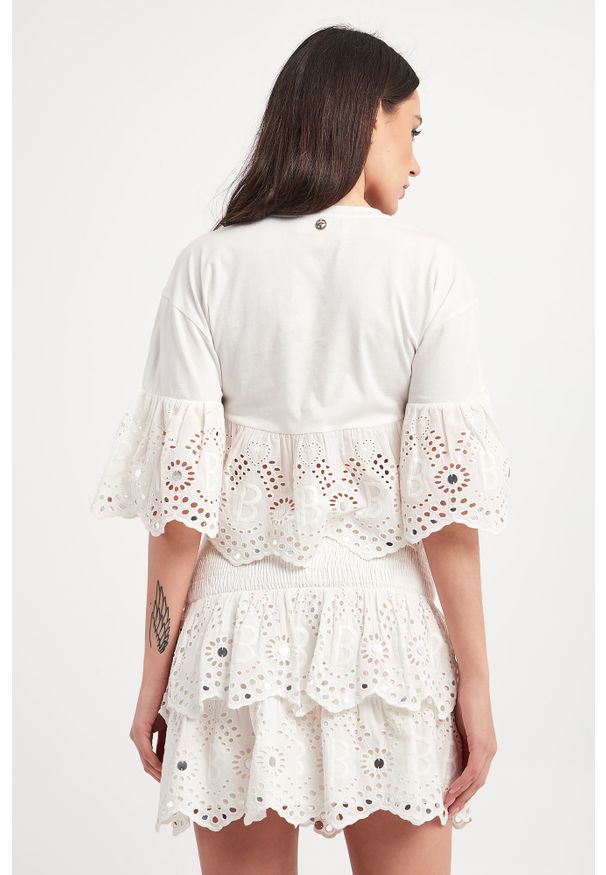 Blugirl Blumarine - Bluzka BLUGIRL BLUMARINE. Wzór: haft, ażurowy, aplikacja