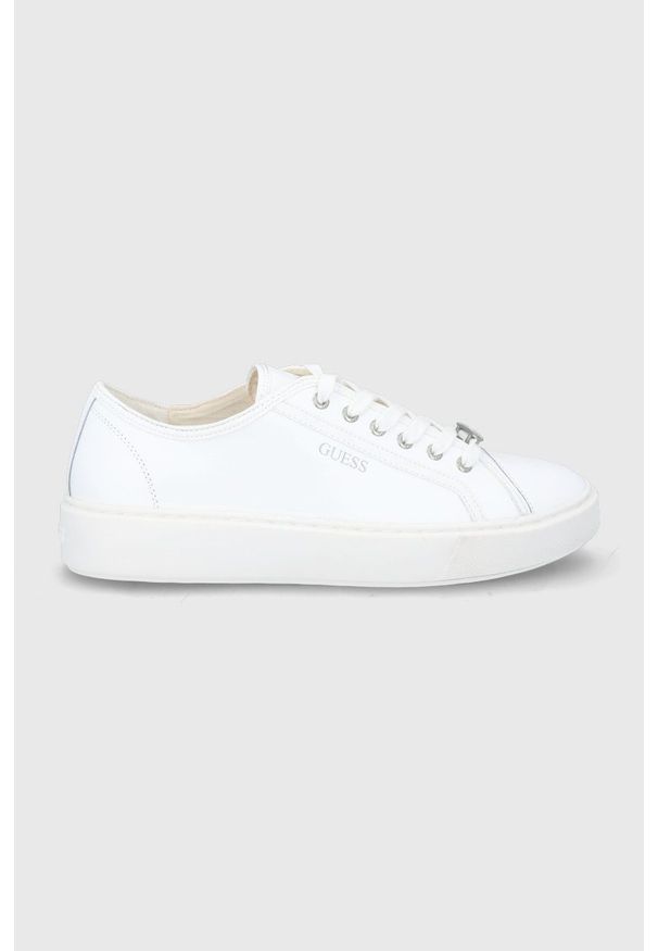 Guess - Buty. Nosek buta: okrągły. Zapięcie: sznurówki. Kolor: biały. Materiał: guma. Obcas: na obcasie. Wysokość obcasa: niski