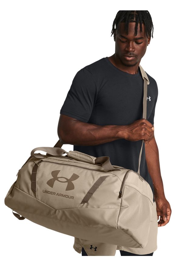 Torba treningowa uniseks Under Armour UA Undeniable 5.0 Duffle MD - beżowa. Kolor: beżowy. Materiał: materiał, poliester. Wzór: moro