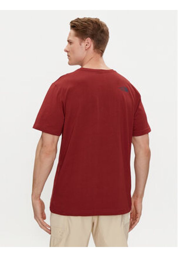 The North Face T-Shirt Rust 2 NF0A87NW Czerwony Regular Fit. Kolor: czerwony. Materiał: bawełna