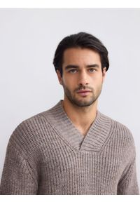 Reserved - Sweter z wełną - beżowy. Kolor: beżowy. Materiał: wełna #1