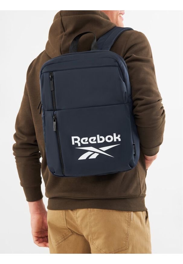 Reebok Plecak C-RBK-030-CCC-05 Granatowy. Kolor: niebieski. Materiał: materiał