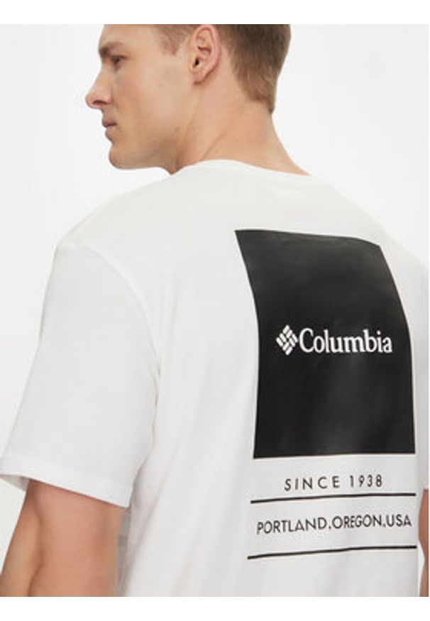 columbia - Columbia T-Shirt Barton Springs™ 2058331 Biały Regular Fit. Kolor: biały. Materiał: bawełna