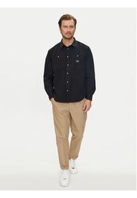 Guess Koszula M4YH37 WGCF1 Czarny Regular Fit. Kolor: czarny. Materiał: bawełna