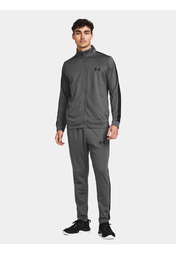 Under Armour Dres Ua Knit Track Suit 1357139-025 Szary Fitted Fit. Kolor: szary. Materiał: syntetyk