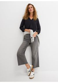 bonprix - Bluzka z lejącej się wiskozy. Kolor: czarny. Materiał: wiskoza. Styl: elegancki, klasyczny #3