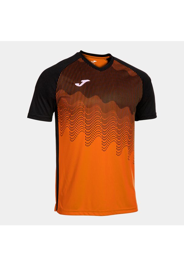 Koszulka z dekoltem w szpic Joma Tiger VI. Kolor: czarny, wielokolorowy, pomarańczowy. Materiał: materiał. Sport: piłka nożna