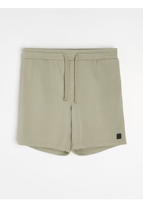 Sinsay - Szorty dresowe z wiązaniem - zielony. Kolor: zielony. Materiał: dresówka