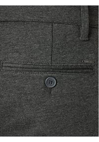 INDICODE Szorty materiałowe Aalborg 70-371 Szary Slim Fit. Kolor: szary. Materiał: syntetyk, wiskoza